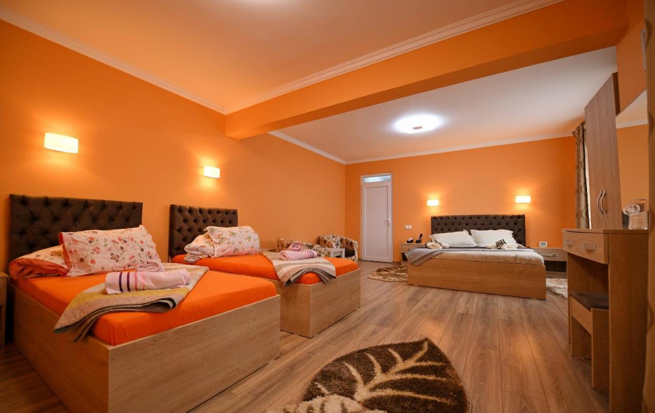 Apartament Trident Haţeg Extérieur photo